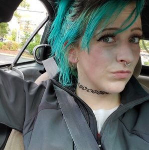 Meet your Posher, Bailey